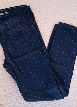 Jean femme / Pantalón mujer. Taille XS , brand: Stradivarius, condizioni: Ottime, taglia: XS / IT 38 / EU 34, €11.99, €13.29 include la Protezione acquisti