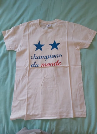 Tee shirt, état: Bon état, taille: XS, 2,00 €, 2,80 € Protection acheteurs incluse