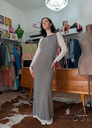 Maxi abito in maglia vintage anni 90 Massimo Rebecchi righe nere grigio perla manica lunga, merk: Massimo Rebecchi, staat: Heel goed, maat: M / 38 / 10, € 55,00, € 58,45 inclusief Kopersbescherming Pro