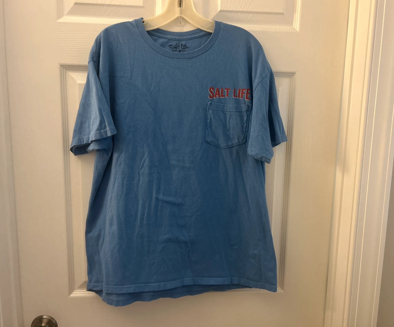 Men’s Size Large Salt Life Shirt 1