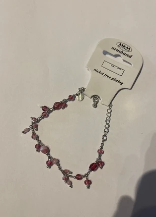Roze met zilverkleur armband, merk: MKM, staat: Nieuw zonder prijskaartje, € 1,50, € 2,28 inclusief Kopersbescherming