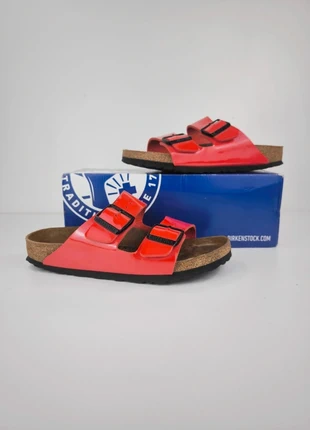Birkenstock Arizona Rouge - Taille 37 - Confort et style iconique, brand: Birkenstock, condizioni: Ottime, taglia: 37, €49.00, €52.15 include la Protezione acquisti Pro