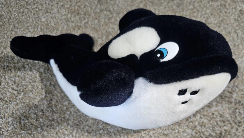 Free Willy Dakin Whale Plush Animal 15” Warner Bros Vtg 1995 1