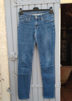 Jean Levi's demi curve skinny, marca: Levi's, estado: Bom, tamanho: S / 36 / 8, €15.00, €16.45 inclui Proteção do Comprador