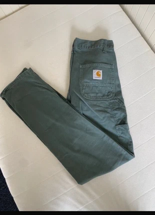 Green carpenter pants carhartt, merk: Carhartt, staat: Heel goed, maat: XS, € 29,99, € 32,19 inclusief Kopersbescherming
