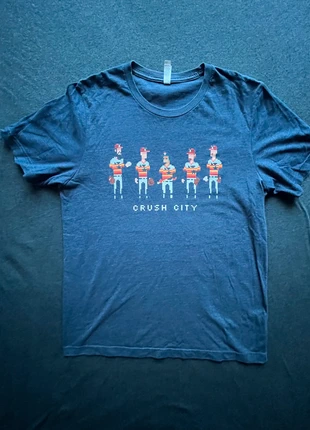 Crush City T-Shirt, marque: Bella + Canvas, état: Bon état, taille: L, 4,00 €, 4,90 € Protection acheteurs incluse