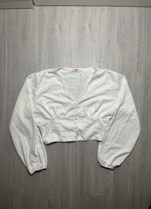Chemisier crop top blanc | Pou | Taille S, marca: Vintage Dressing, estado: Muito bom, tamanho: S / 36 / 8, €1.50, €2.28 inclui Proteção do Comprador