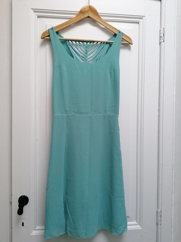 Kietelen Charles Keasing Ongepast Turquoise jurk met prachtige rug Lost April 36 S - Vinted