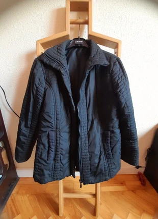 Casaco preto quentinho, estado: Bom, tamanho: M / 38 / 10, €6.00, €7.00 inclui Proteção do Comprador