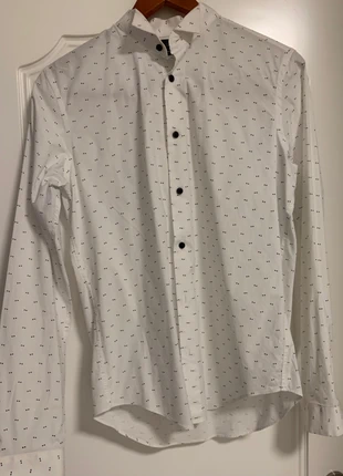 Camisa blanca ., marca: Zara, estado: Muito bom, tamanho: M, €4.00, €4.90 inclui Proteção do Comprador