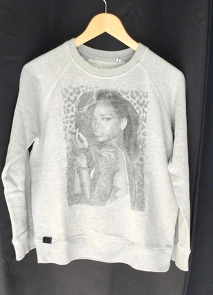 Sweat léger manches longues gris fille - Deluxe74 - Taille 14 ans, marque: Deluxe, état: Très bon état, taille: 14 ans / 164 cm, 5,00 €, 5,95 € Protection acheteurs incluse