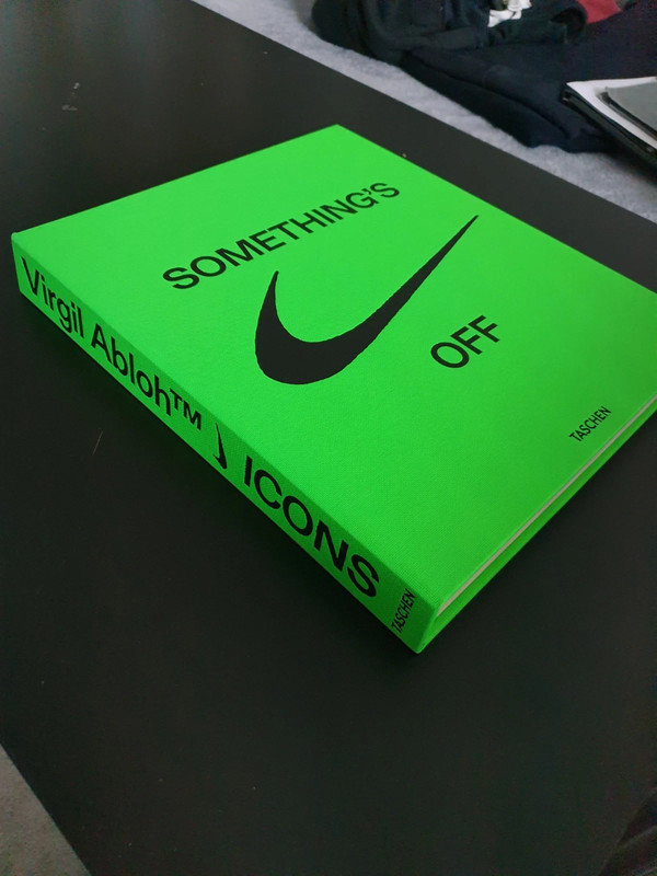 Livre, Virgil Abloh. Nike. ICONS en vert – Taschen