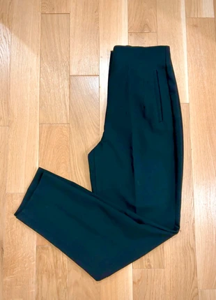 Pantalon noir taille haute Zara taille S, marque: Zara, état: Très bon état, taille: S / 36 / 8, 18,00 €, 19,60 € Protection acheteurs incluse