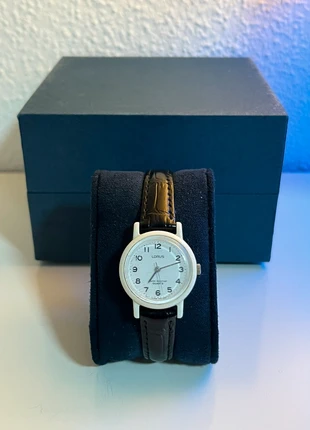 Lorus Silver Watch Classic White Dial with Brown Leather Strap, marque: Lorus, état: Très bon état, taille: Taille unique, 9,95 €, 11,15 € Protection acheteurs incluse