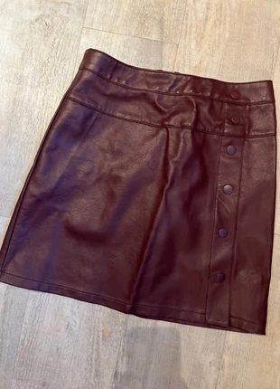 Jupe similicuir bordeaux, marca: Pimkie, estado: Novo sem etiquetas, tamanho: S / 36 / 8, €4.00, €4.90 inclui Proteção do Comprador