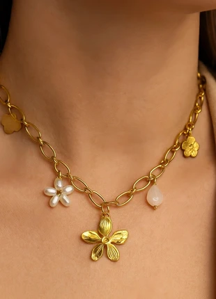 Collier ajustable doré avec pendentifs breloques florales / acier inoxydable, marke: ma shoop, zustand: Neu, 17,00 €, 18,55 € beinhaltet Vinted-Käuferschutz Pro
