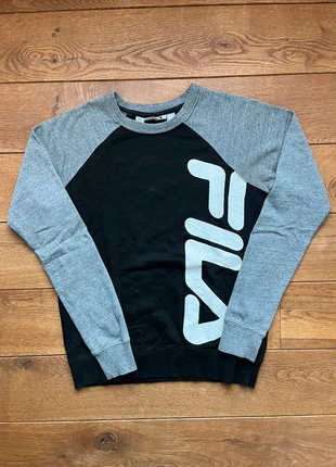 Pull col rond fila vintage noir et gris - Taille M, marca: FILA, estado: Muito bom, tamanho: M, €6.00, €7.00 inclui Proteção do Comprador Pro