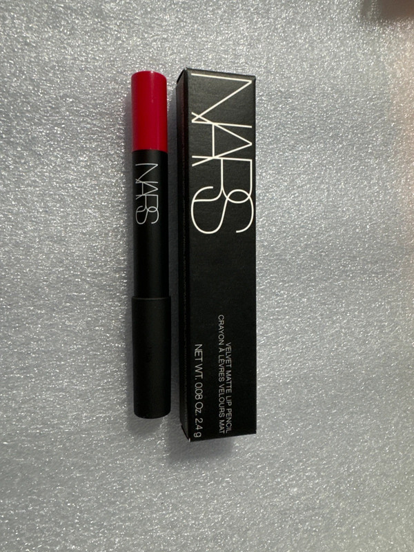 NARS Velvet Matte Lip Pencil (Let’s Get Crazy) 2