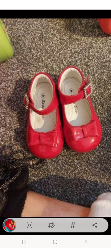 Size 4 store infant shoes