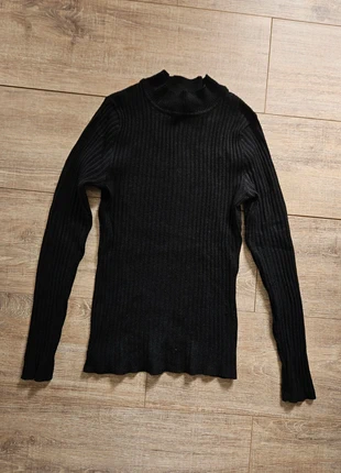 Pull côtelé noir avec col, marke: Primark, zustand: Sehr gut, größe: M / 38 / 10, 2,90 €, 3,75 € inklusive Vinted-Käuferschutz