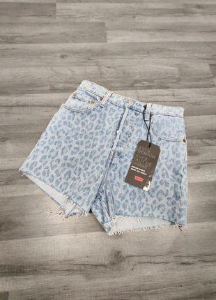 Levi’s Premium Ribcage Shorts – Imprimé Léopard Bleu – Taille 25 – Neuf avec étiquette, brand: Levi's, condition: New with tags, size: XS / 34 / 6, €32.90, €35.25 includes Buyer Protection