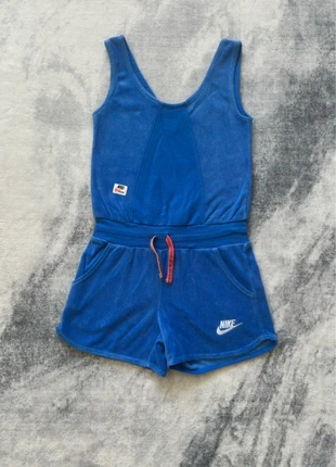 combinaison courte Nike bleu XS fille 122-128cm logo brodé, marque: Nike, état: Très bon état, taille: XS, 18,00 €, 19,60 € Protection acheteurs (Pro) incluse