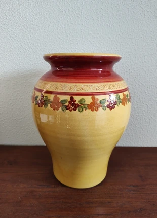 Terre è Provence | Vintage 1990s Engobe Vase | French | Handmade | Mustard Yellow, marque: Terre é provence, état: Très bon état, 139,50 €, 147,18 € Protection acheteurs (Pro) incluse