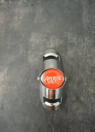 1 Bouchon Aperol Spritz, marque: APEROL, état: Neuf sans étiquette, 8,00 €, 9,10 € Protection acheteurs incluse
