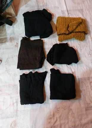 Set 5 sottogiacca più sciarpa, merk: Benetton, staat: Heel goed, maat: M / 38 / 10, € 5,00, € 5,95 inclusief Kopersbescherming