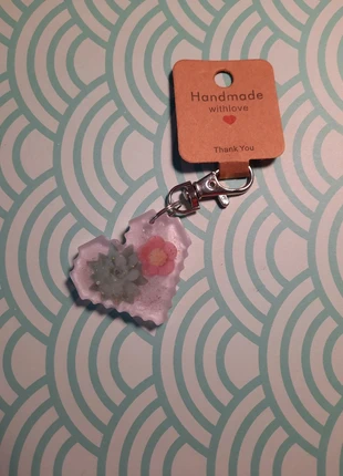 Porte clé en résine cœur, brand: Fait Main, condition: New with tags, €5.00, €5.95 includes Buyer Protection