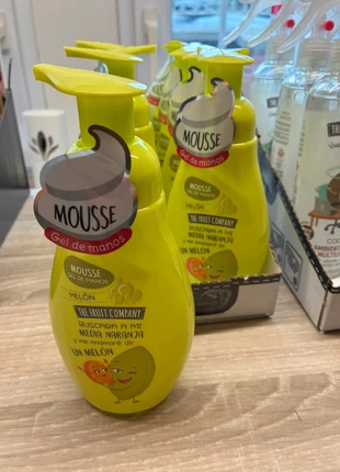 Savon mousse melon, merk: The Fruit Company, staat: Nieuw met prijskaartje, € 3,50, € 4,38 inclusief Kopersbescherming