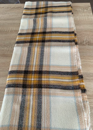 Écharpe à carreaux, brand: sans marque, condizioni: Ottime, €3.00, €3.85 include la Protezione acquisti