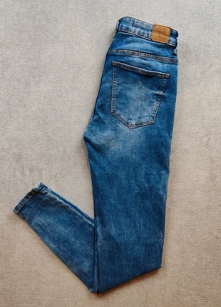 Jean Bershka femme coupe skinny bleu marine taille 36, brand: Bershka, condition: Very good, size: S / 36 / 8, €4.00, €4.90 includes Buyer Protection