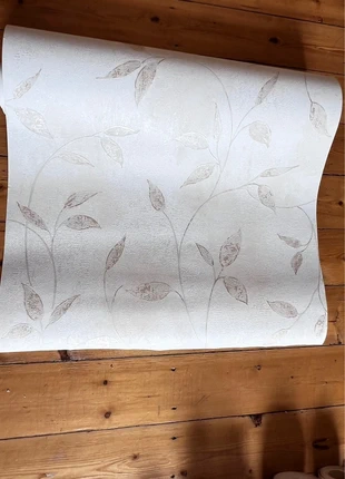 Rouleau tapisserie entamé beige nacré avec feuillage, estado: Muito bom, €8.00, €9.10 inclui Proteção do Comprador