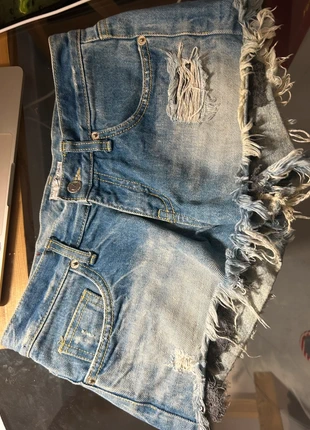 Selvage Denim distressed shorts, marke: Salvage, zustand: Gut, größe: S / 36 / 8, 14,00 €, 15,40 € inklusive Vinted-Käuferschutz