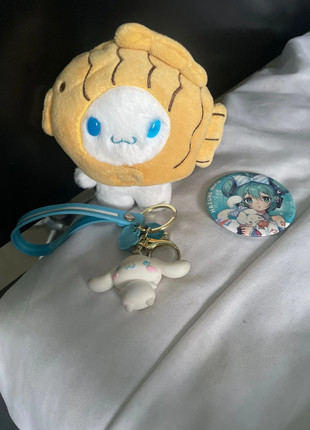 Lot de 3 objets cinnamoroll, marque: Sanrio, état: Neuf sans étiquette, 6,50 €, 7,53 € Protection acheteurs incluse