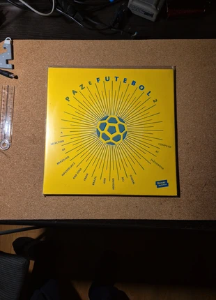 Paz e Futebol Vol. 2 Compiled by Jazzanova, état: Très bon état, 60,00 €, 63,70 € Protection acheteurs incluse