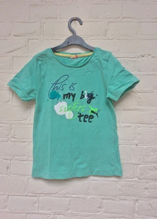 Maat 116 • Puma • Lichtgroen T-shirt "This is my big Sisters tee", brand: Puma, condizioni: Ottime, taglia: 6 anni / 116 cm, €1.00, €1.75 include la Protezione acquisti