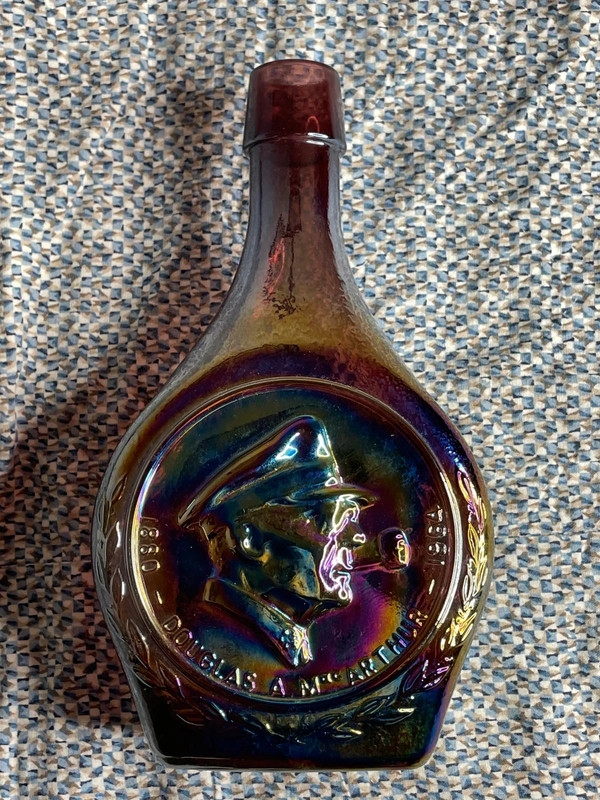 Douglas Macarthur Vintage Wheaton Carnival Iridescent Glass 2