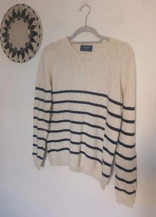 Jersey pull & bear color crema con rayas azul marino, marca: Pull & Bear, estado: Muy bueno, tamaño: M, 4,50 €, 5,43 € Protección al comprador incluida