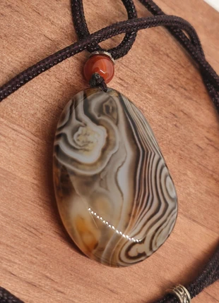 Collier en pierre de sardonyx, condition: Very good, €8.00, €9.10 includes Buyer Protection Pro