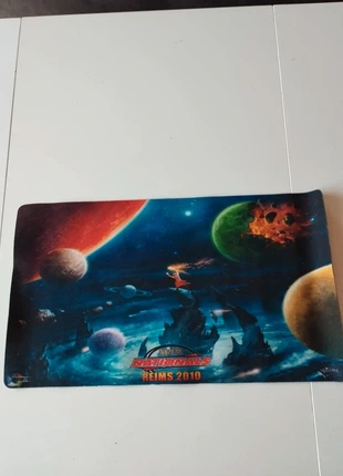 Tapis de jeu MTG Championnat de France Reims 2010, marque: Magic: The Gathering, état: Très bon état, 38,00 €, 40,60 € Protection acheteurs (Pro) incluse