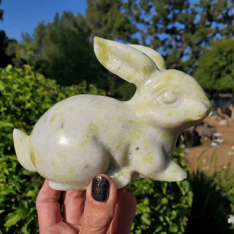 Serpentine Jade Bunny Rabbit Hand Carved 866 grams | 1lbs 15oz 2