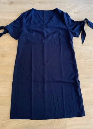 Robe été col V avec noeud aux épaules bleu marine femme taille unique neuve, merk: Vintage Dressing, staat: Nieuw zonder prijskaartje, maat: Universele maat, € 10,00, € 11,20 inclusief Kopersbescherming