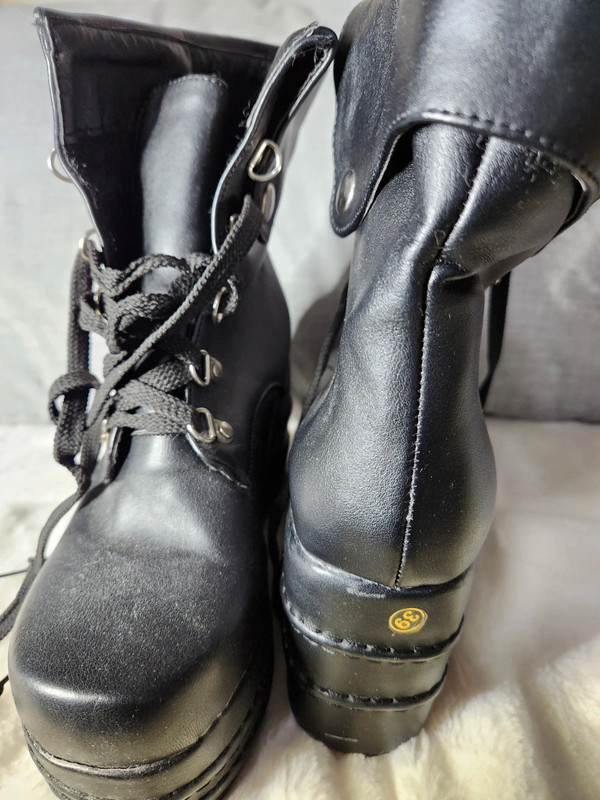 Women's Black Platform Boots 5