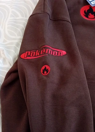 Sweat ado Pokemon, marke: Celio, zustand: Neu, mit Etikett, größe: XS, 20,00 €, 21,70 € inklusive Vinted-Käuferschutz