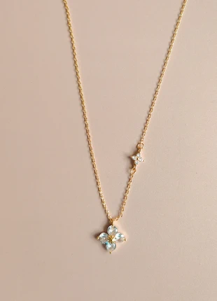 Collier glam en acier inoxydable avec pendentif trèfle en strass, merk: Glam, staat: Nieuw zonder prijskaartje, € 15,00, € 16,45 inclusief Kopersbescherming