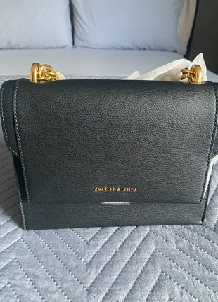 Sac à main Charles Keith - Vinted