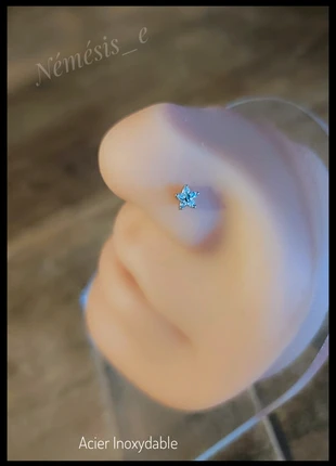 Nostril pour piercing de Narine - Fleur XS 🖤 Acier inoxydable, brand: India Spirit, condition: New without tags, €9.00, €10.15 includes Buyer Protection Pro