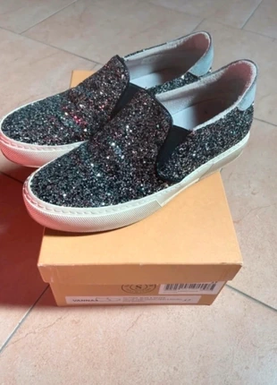 Scarpe grigie glitterate di Schuster | numero 37, marke: Made In Italy, zustand: Sehr gut, größe: 37, 53,00 €, 56,35 € inklusive Vinted-Käuferschutz